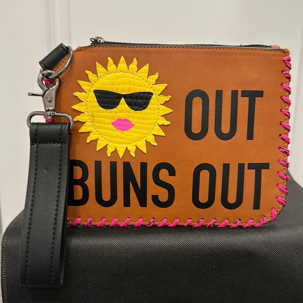 Women’s clutch